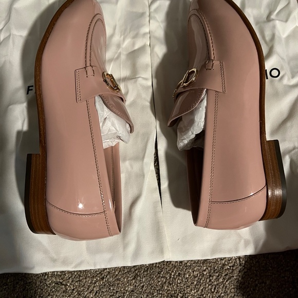 Ferragamo pink gancini loafers - Picture 10 of 13